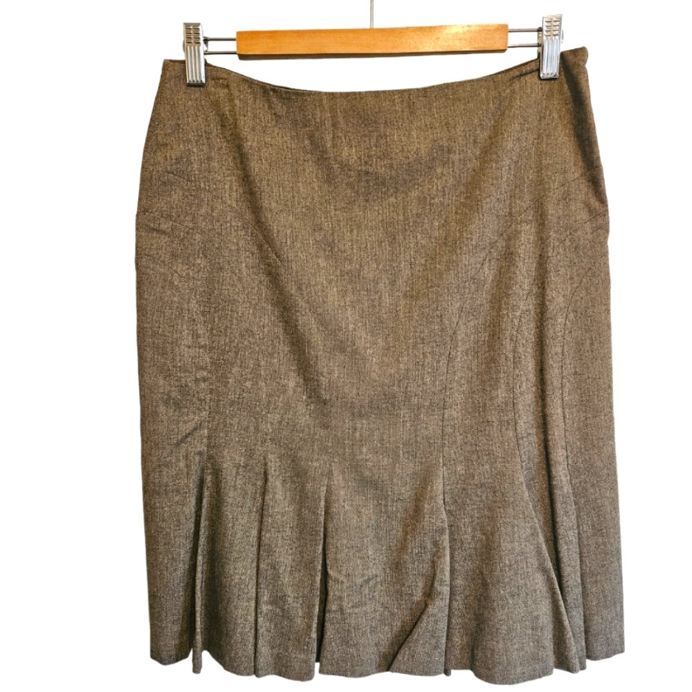 Club Monaco sz 6 tulip skirt wool blend career work Lined